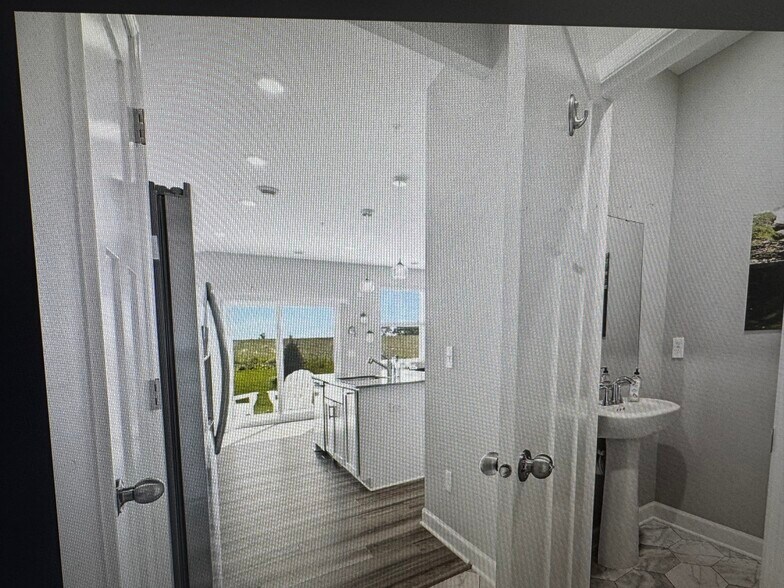 Building Photo - 10680 Wiles Way