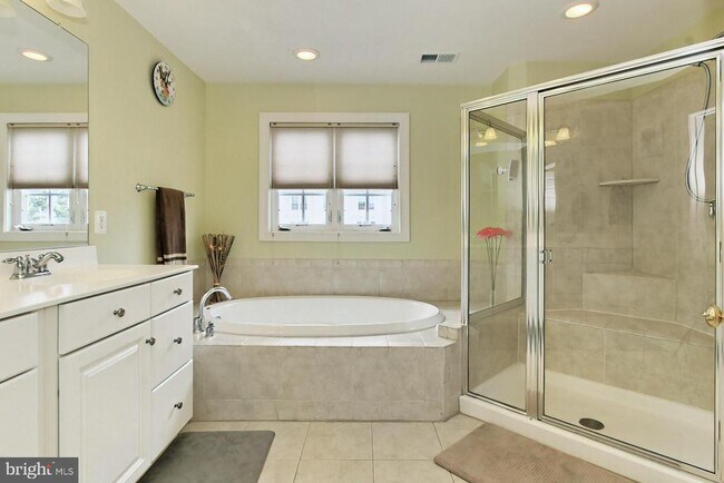 Building Photo - 41811 Eloquence Terrace