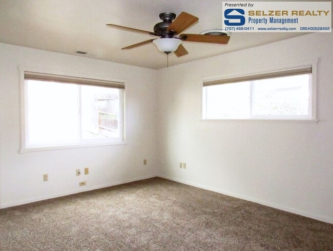 Building Photo - Cozy 3 bd. home on Ukiah's westside!