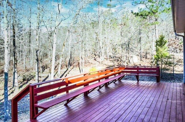 Building Photo - 16 Jubileo Ln