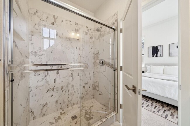 Building Photo - Modern 2021 Townhome | 3BD | EV Charger | Near Google & Downtown Mountain View