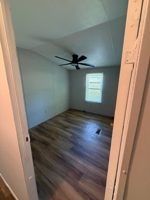 Building Photo - 1014 Pin Oak Ln