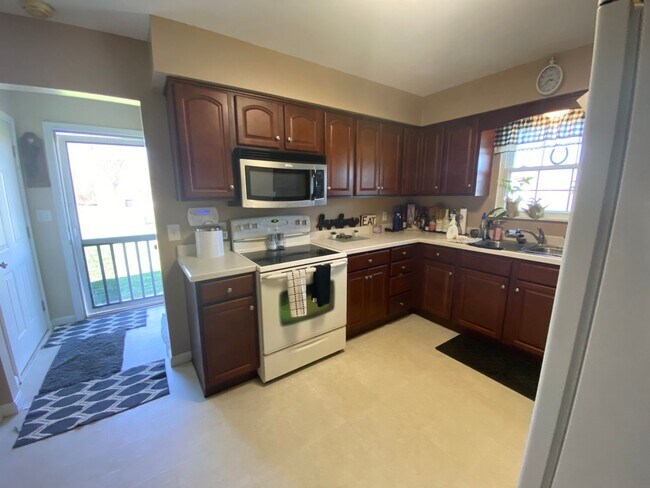 Building Photo - 206 N Bickett Rd