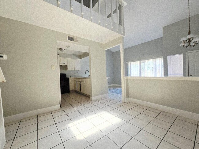 Building Photo - 12625 Newbrook Dr