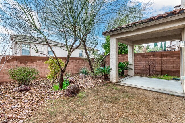 Building Photo - 11209 Salentino Ave