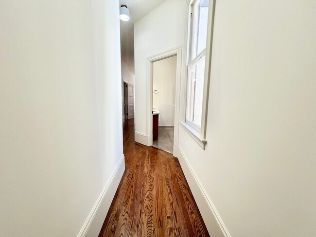 Building Photo - 625-627-627 Fillmore St