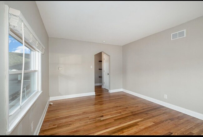 Building Photo - OX Properties