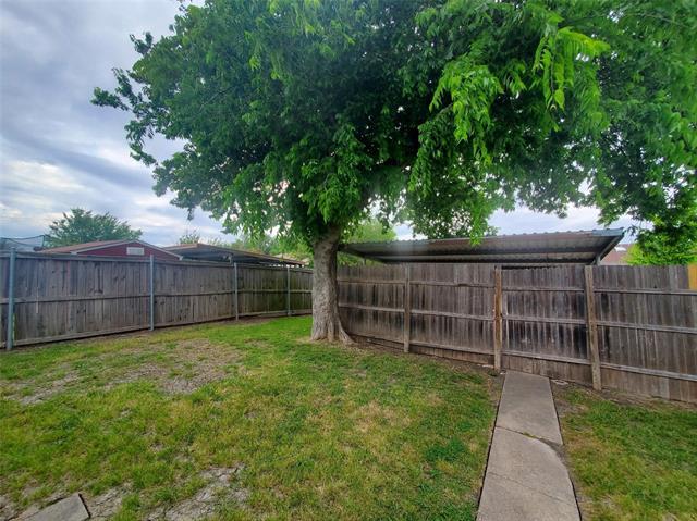 Building Photo - 1425 Brazos Dr