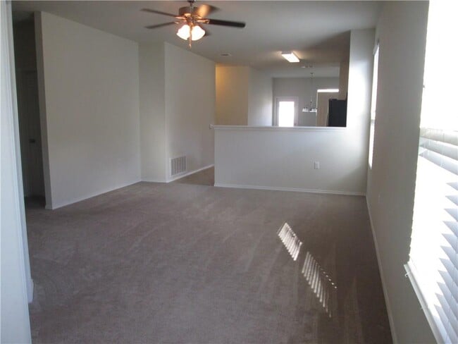 Building Photo - 5801 Knoll Pines Pass