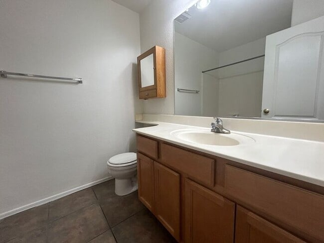 Building Photo - 3861 E Redfield Ct