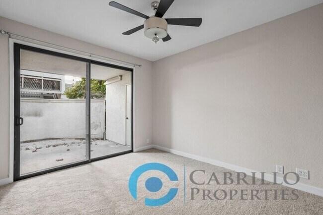 Building Photo - 2236 River Run Dr