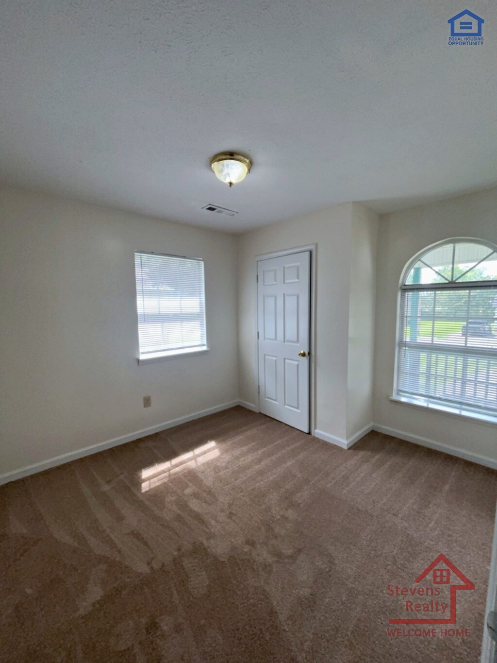 Building Photo - 173 Bybee Woods Dr