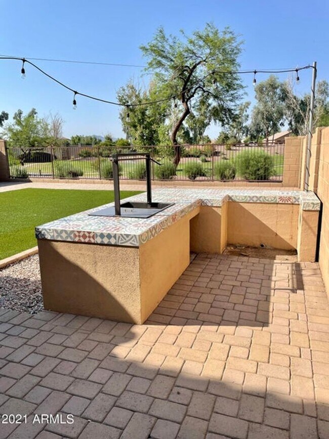 Building Photo - Upgraded Two Story Home In Power Ranch! To...