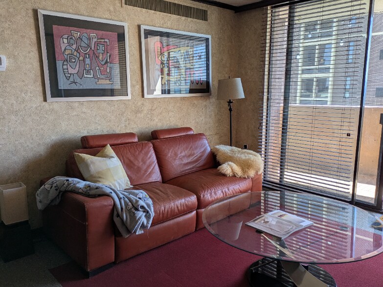 Building Photo - 1020 15th St