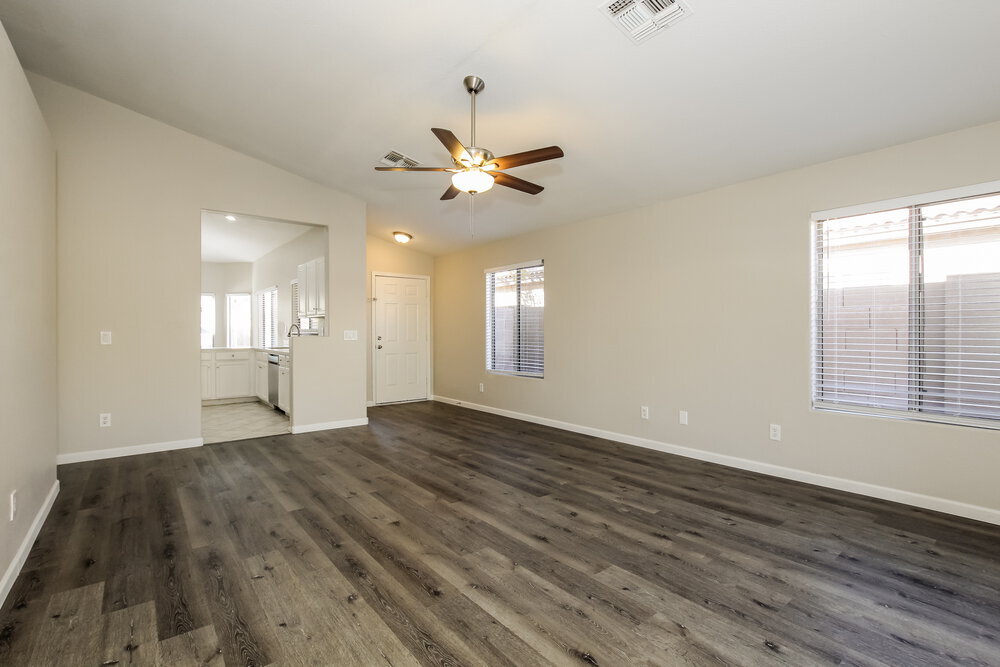 Building Photo - 3621 S 73rd Dr