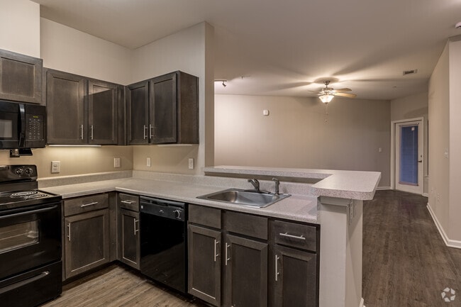 Interior Photo - Manor at Indian Creek