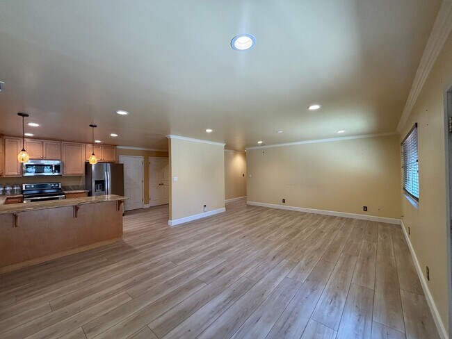 Building Photo - Beautiful Single-Story Gem in Vacaville!