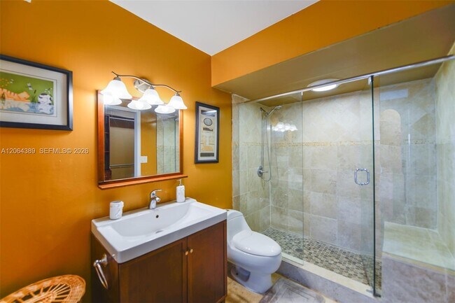 Building Photo - 401 Golden Isles Dr
