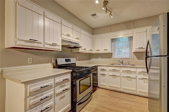 Building Photo - 2389 Old Rex Morrow Rd