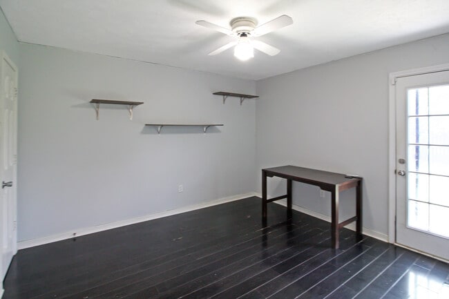 Building Photo - 119 Keltingham Ct