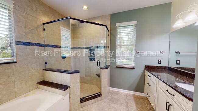 Building Photo - 11881 Honey Locust Dr