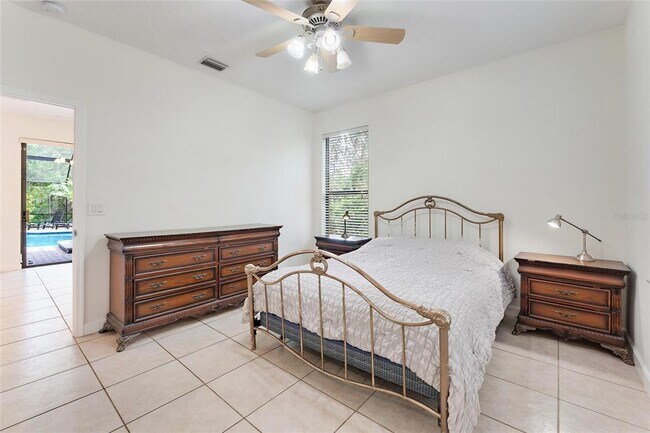 Building Photo - 352 Swansea Ct