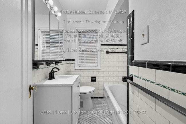 Building Photo - 14859 Hubbell Ave