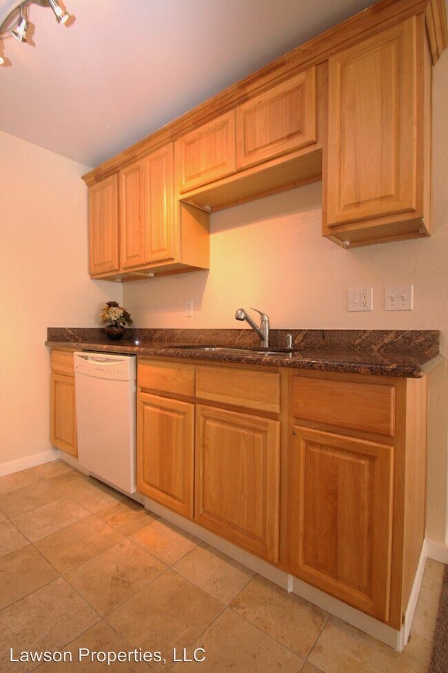 Building Photo - 501 N J St