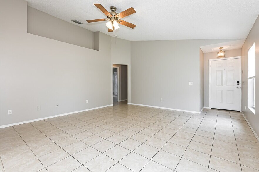 Building Photo - 9837 Morris Glen Way