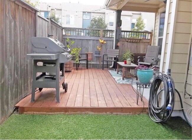 Building Photo - 8010 Wildcat Pass