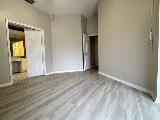 Building Photo - 27618 Sky Lake Cir