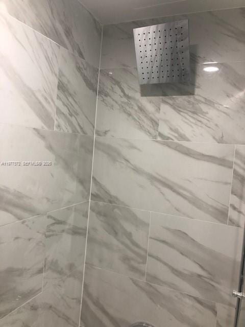 Building Photo - 550 S Park Rd