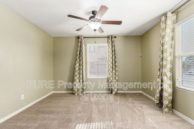Building Photo - 1423 N Balboa