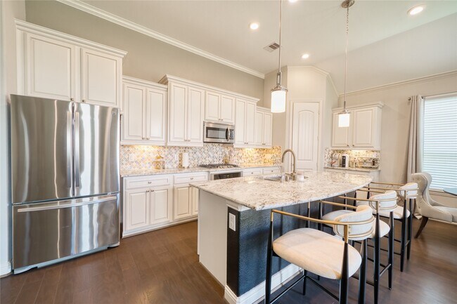 Building Photo - 10818 Gates Randal Ct