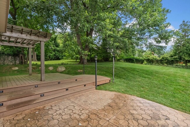 Building Photo - 4 Bed 3 Bath - Silver Spring Single Family...