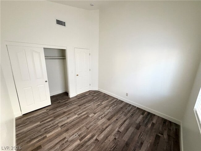 Building Photo - 1824 Cedar Flat Ln