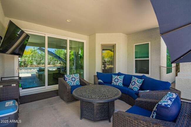 Building Photo - 10230 E Cochise Dr