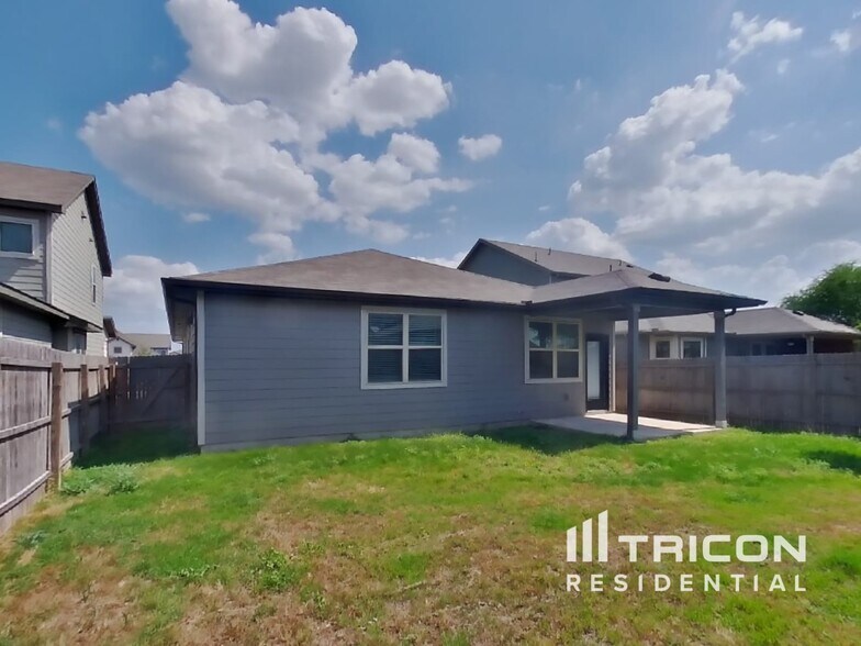 Building Photo - 13307 Badlands Bnd