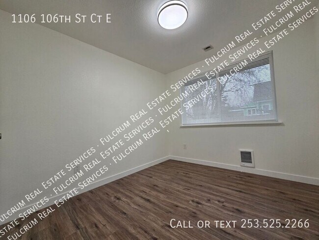 Building Photo - 1106 106th St Ct E