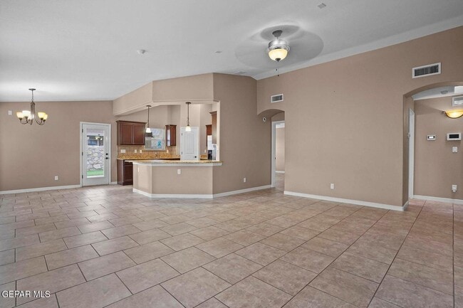 Building Photo - 5441 Roberto Avalos Ct