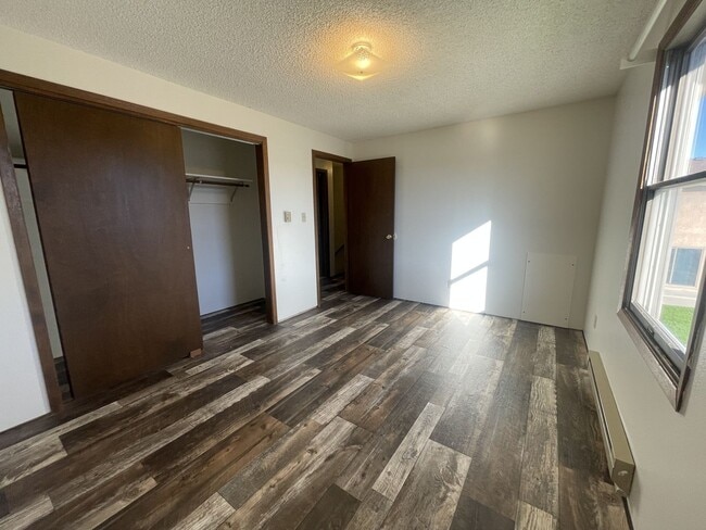 Building Photo - Two bedroom, one and bathroom townhome loc...