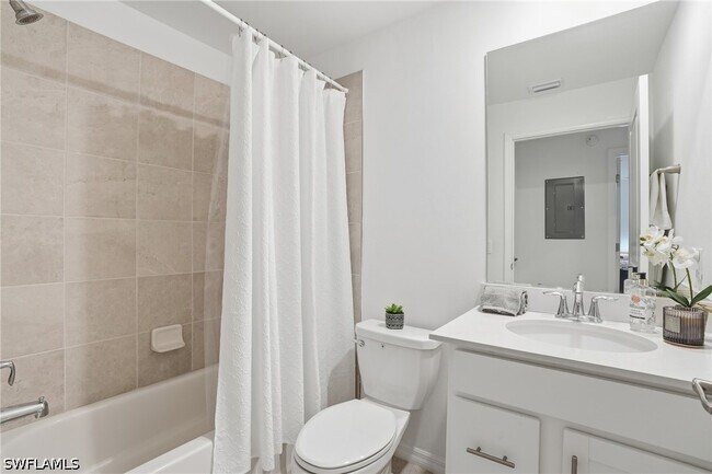 Building Photo - 5427 Double Eagle Cir