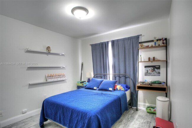 Building Photo - 15831 SW 139th Pl