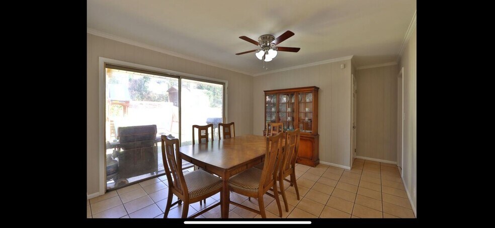 Building Photo - 1473 Dewberry Trail