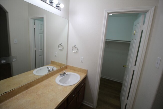 Building Photo - 21123 Sprouse Cir