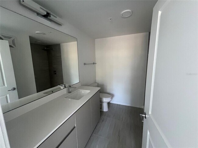 Building Photo - 5592 Millennia Park Dr