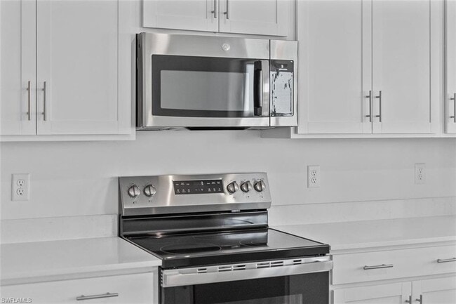 Building Photo - 5807 Double Eagle Cir
