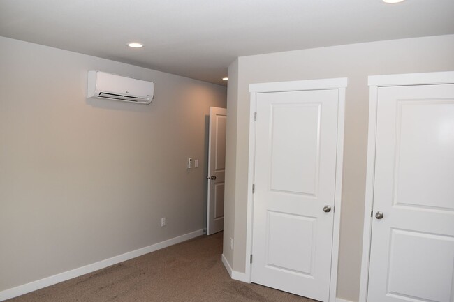 Building Photo - 4 Bedroom 2.5  Bath Home Built in 2018 in ...