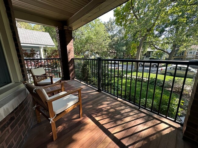 Building Photo - 2030 W Estes Ave