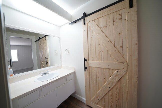 Building Photo - 28015 Sarabande Ln